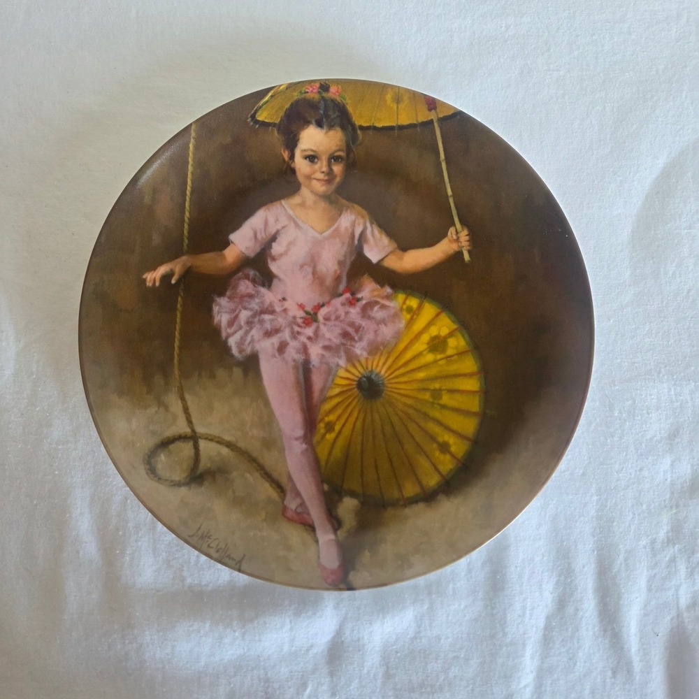 Reco 1982 Katie the Tightrope Walker Plate John McClelland Circus Knowles B5332